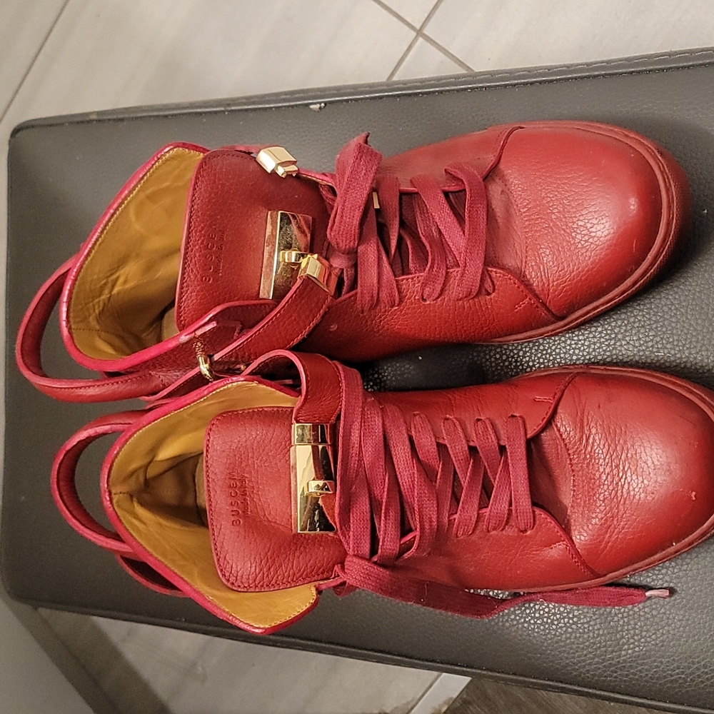 BUSCEMI SIZE 11 SNEAKERS